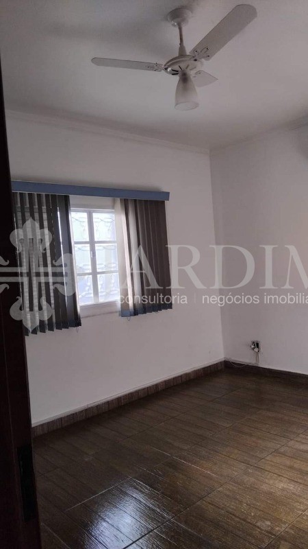 Casa à venda com 3 quartos, 278m² - Foto 10