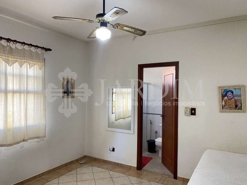 Chácara à venda com 3 quartos, 1100m² - Foto 5