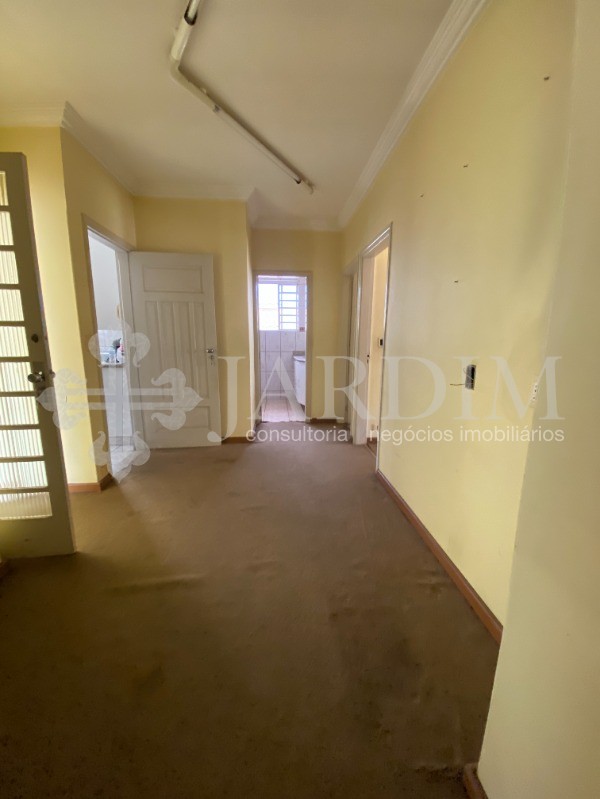 Casa à venda com 3 quartos, 325m² - Foto 23