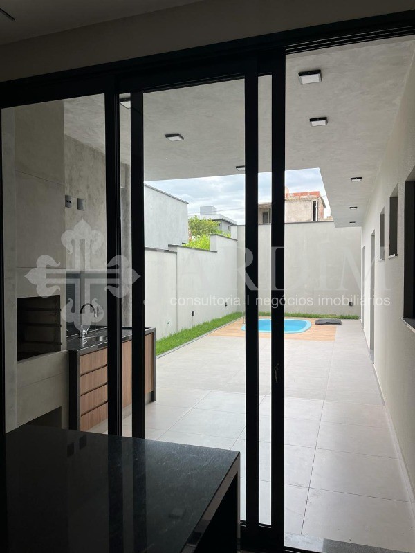 Casa de Condomínio à venda com 3 quartos, 250m² - Foto 8