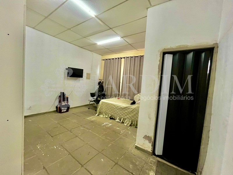 Prédio Inteiro à venda com 3 quartos, 220m² - Foto 27