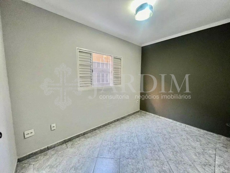 Casa à venda com 3 quartos, 150m² - Foto 13