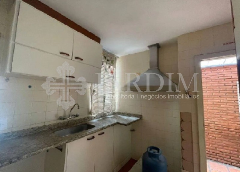 Sobrado à venda com 3 quartos, 267m² - Foto 13