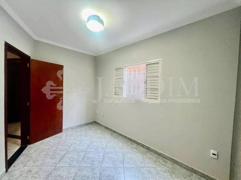 Casa à venda com 3 quartos, 150m² - Foto 8