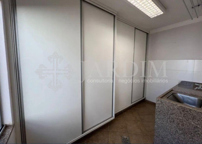 Prédio Inteiro à venda com 3 quartos, 250m² - Foto 17