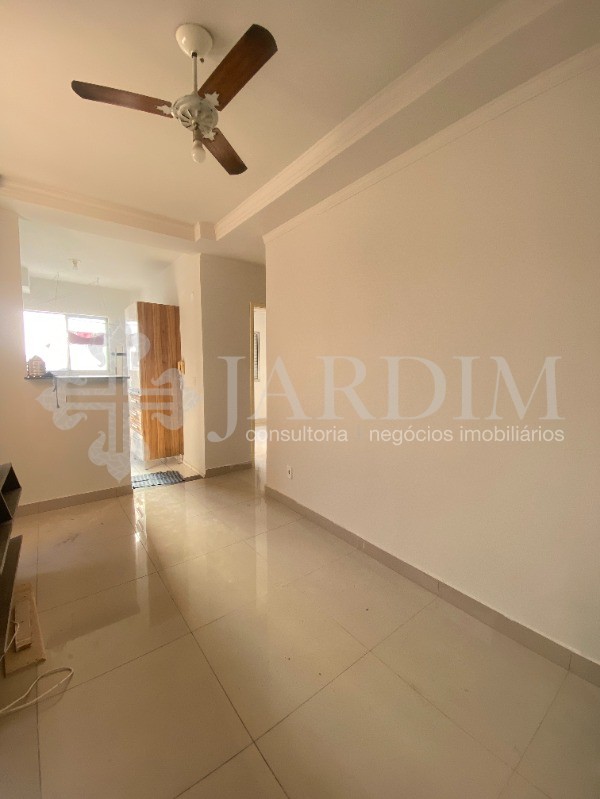 Apartamento à venda com 2 quartos, 46m² - Foto 13