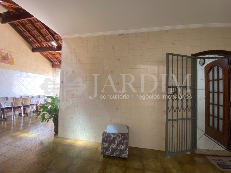 Sobrado à venda com 3 quartos, 250m² - Foto 35