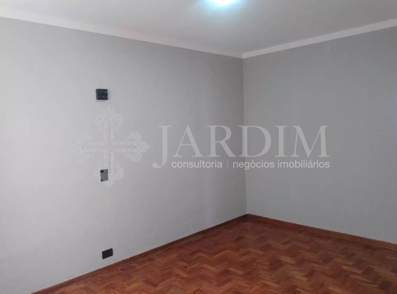 Casa à venda com 4 quartos, 363m² - Foto 14