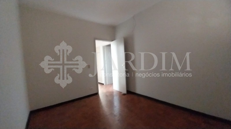 Casa à venda com 3 quartos, 159m² - Foto 9