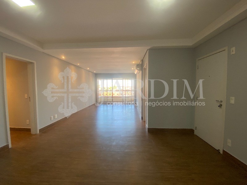 Apartamento à venda com 3 quartos, 130m² - Foto 3