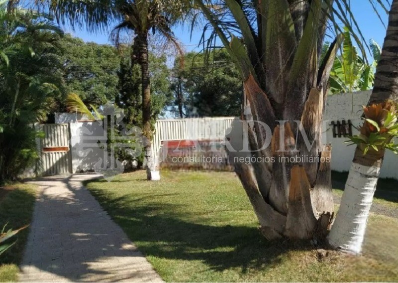 Fazenda à venda com 4 quartos, 750m² - Foto 3