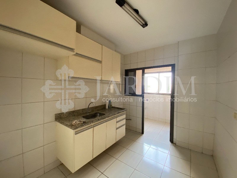 Apartamento para alugar com 3 quartos, 86m² - Foto 4