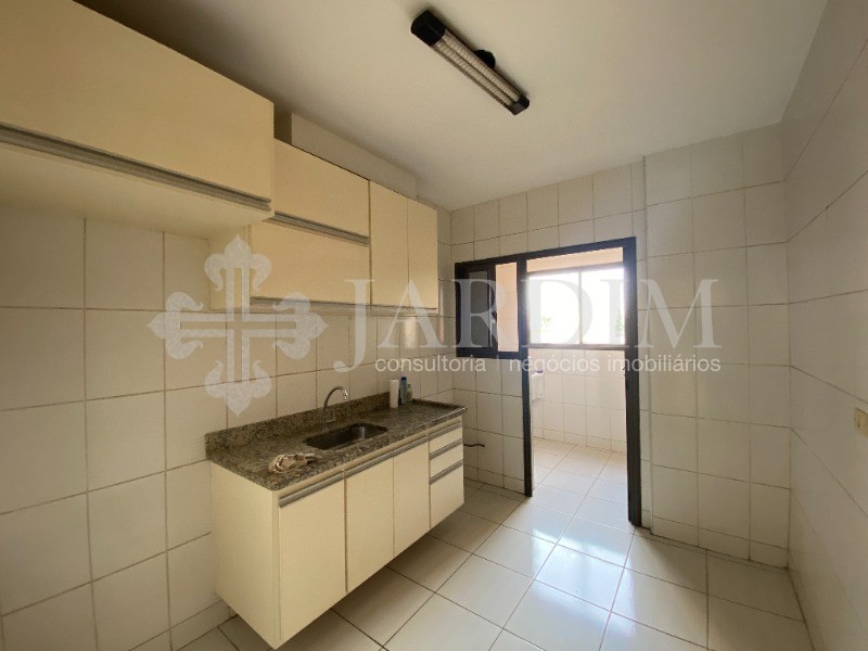 Apartamento para alugar com 3 quartos, 86m² - Foto 3