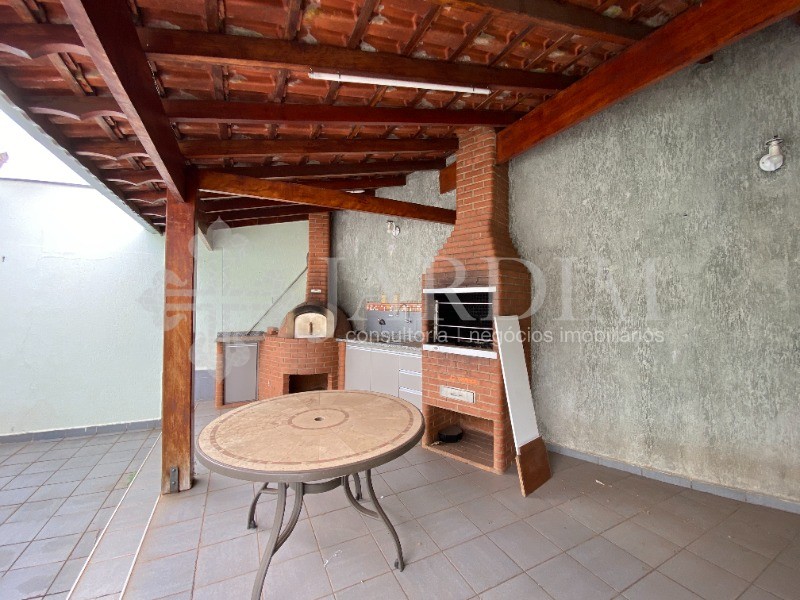 Casa para alugar com 2 quartos, 330m² - Foto 28