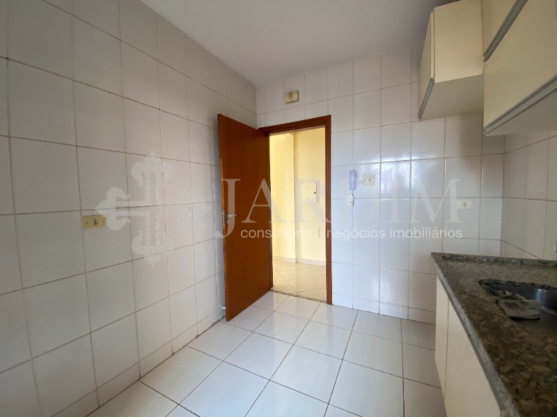 Apartamento para alugar com 3 quartos, 86m² - Foto 5