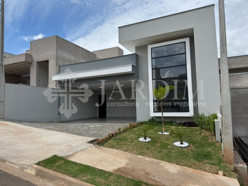 Casa de Condomínio à venda com 3 quartos, 260m² - Foto 2