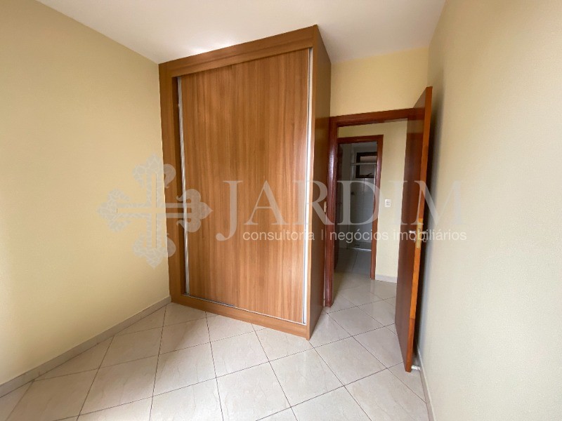 Apartamento para alugar com 3 quartos, 86m² - Foto 19