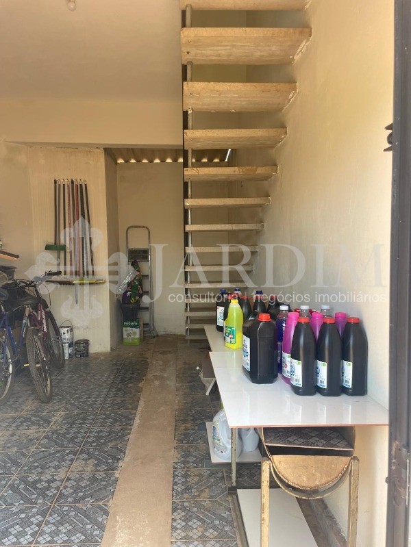 Casa à venda com 3 quartos, 250m² - Foto 16