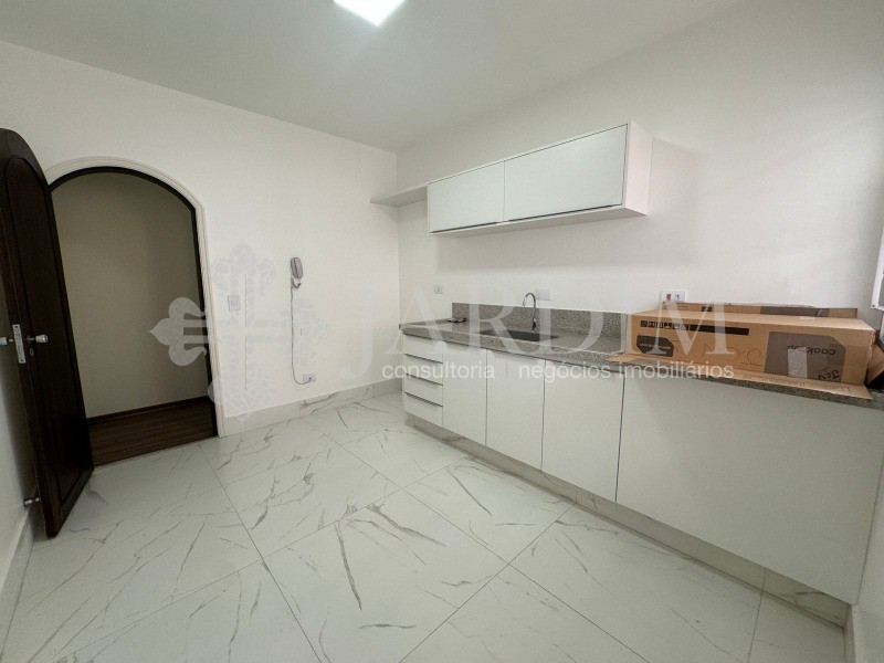 Apartamento à venda com 3 quartos, 160m² - Foto 9