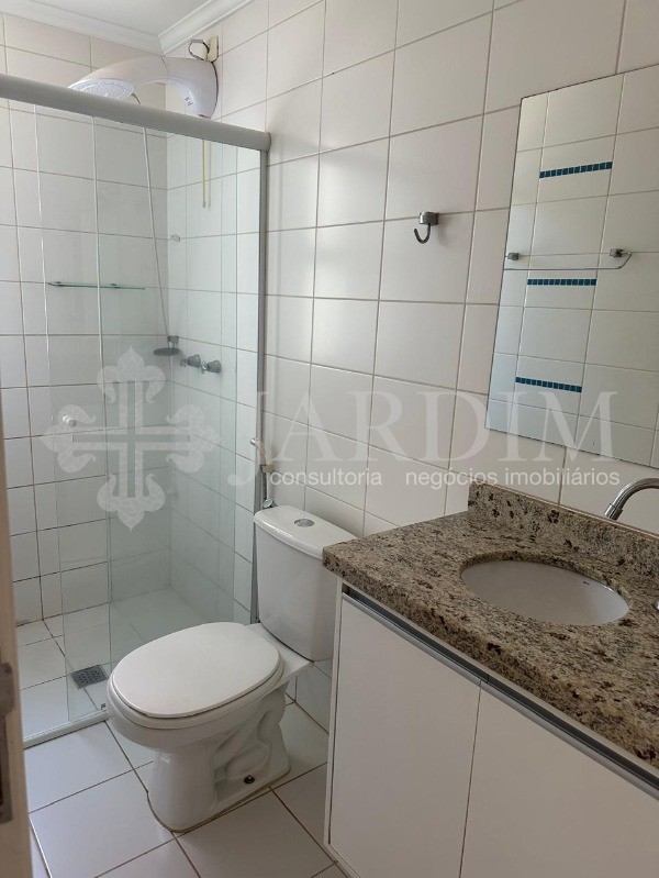 Apartamento para alugar com 2 quartos, 72m² - Foto 13