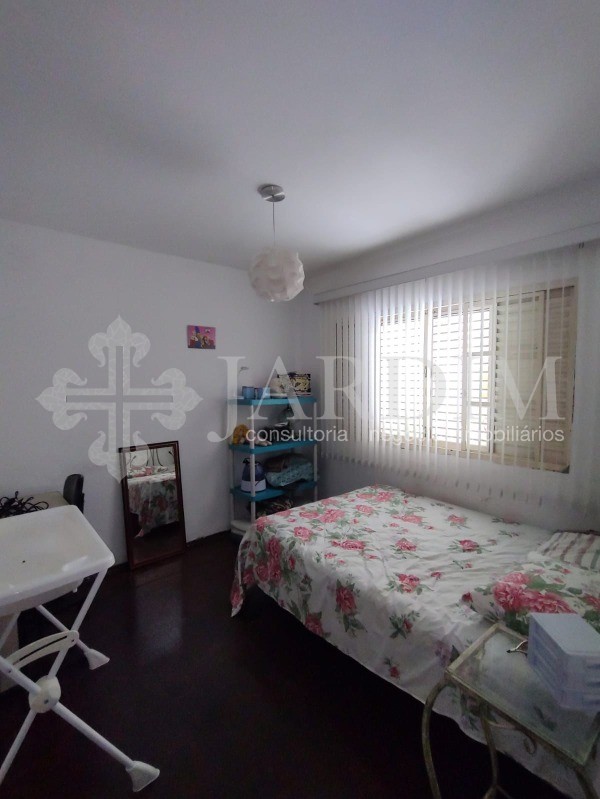 Casa à venda com 3 quartos, 200m² - Foto 13