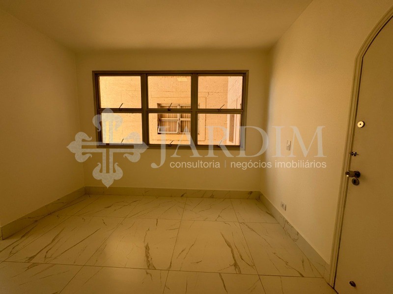 Apartamento à venda com 3 quartos, 160m² - Foto 13