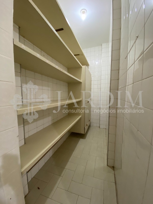 Apartamento à venda com 3 quartos, 196m² - Foto 14