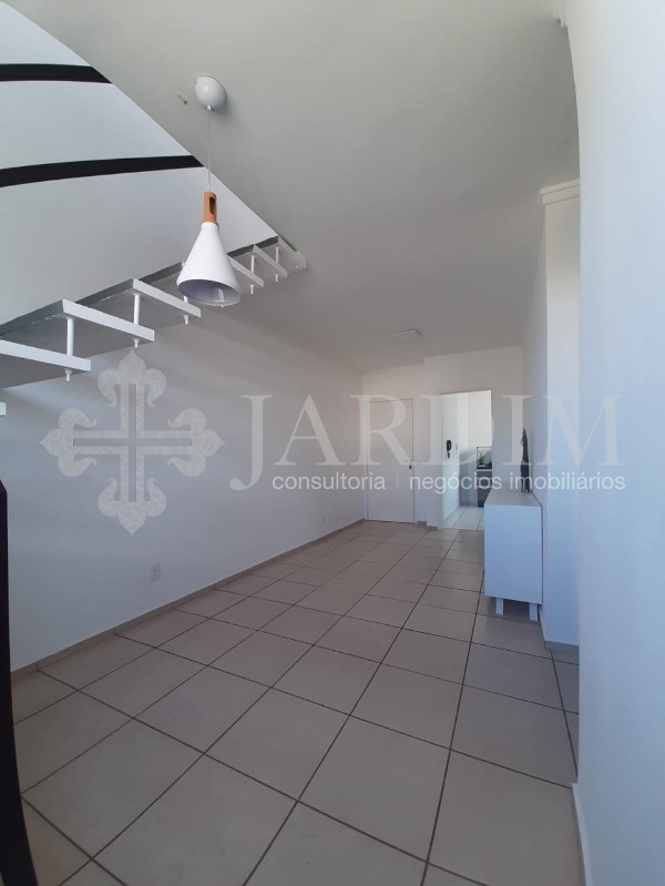 Apartamento à venda com 2 quartos, 107m² - Foto 2