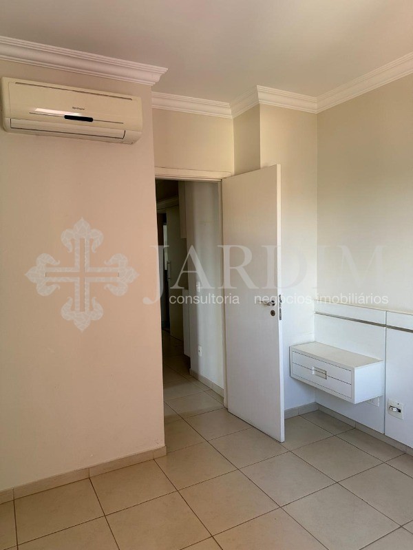 Apartamento para alugar com 2 quartos, 72m² - Foto 17