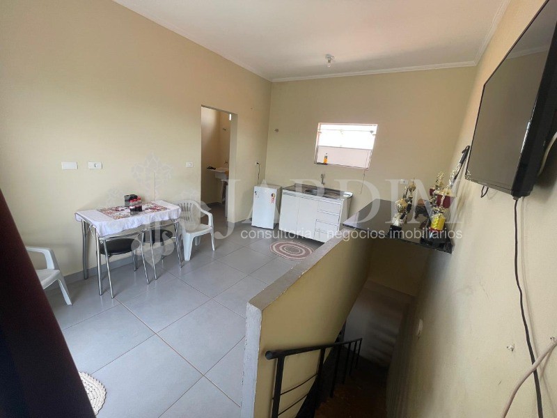 Casa à venda com 3 quartos, 250m² - Foto 18