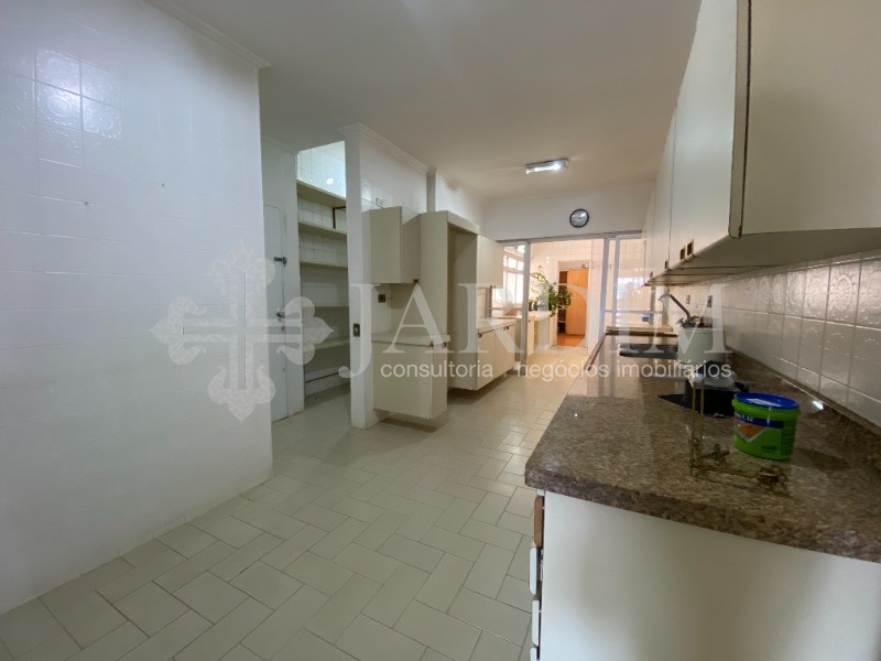 Apartamento à venda com 3 quartos, 196m² - Foto 10