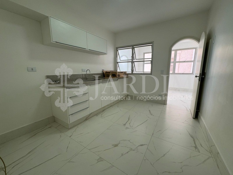 Apartamento à venda com 3 quartos, 160m² - Foto 6