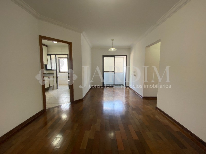 Apartamento à venda com 3 quartos, 72m² - Foto 2