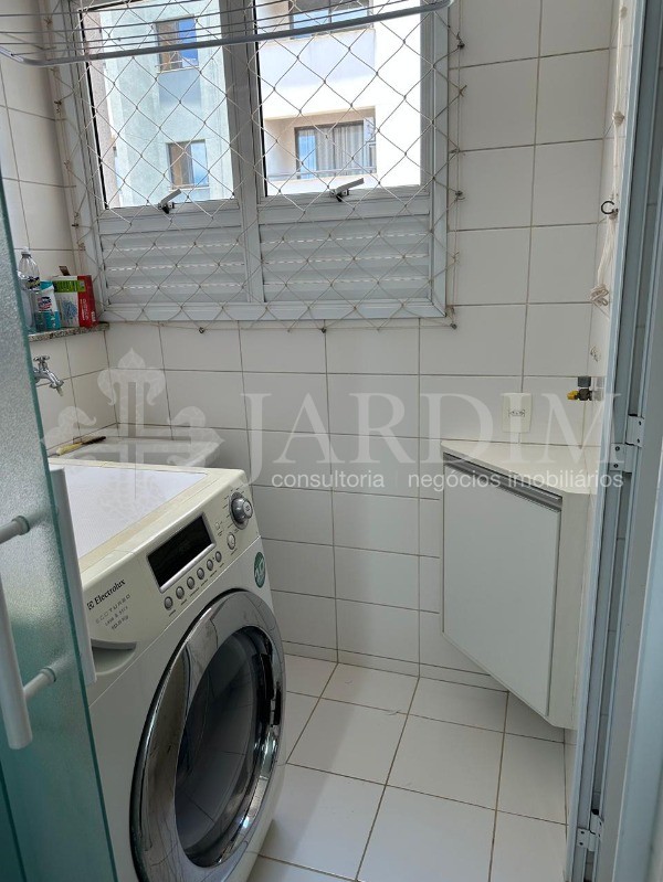 Apartamento para alugar com 2 quartos, 72m² - Foto 8