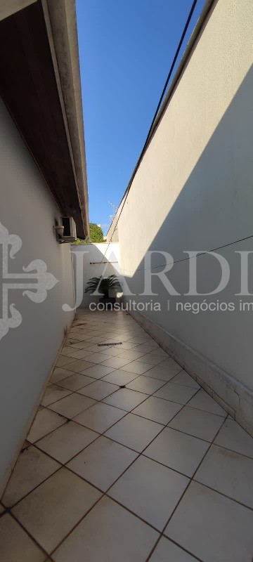 Sobrado à venda com 3 quartos, 369m² - Foto 42