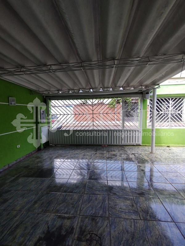 Casa à venda com 3 quartos, 200m² - Foto 3