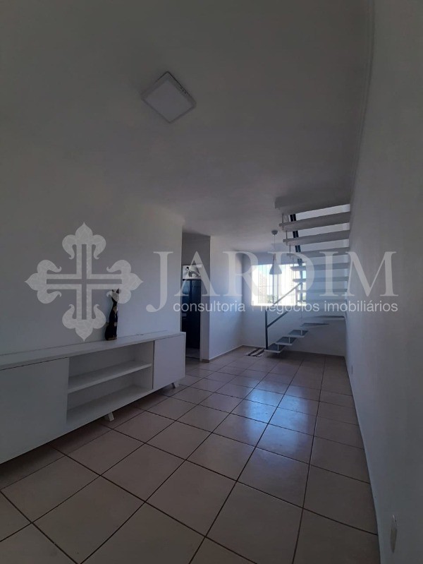 Apartamento à venda com 2 quartos, 107m² - Foto 1