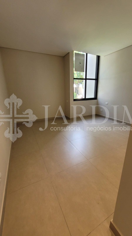 Casa de Condomínio à venda com 3 quartos, 245m² - Foto 3