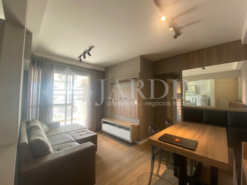 Apartamento à venda com 2 quartos, 67m² - Foto 3