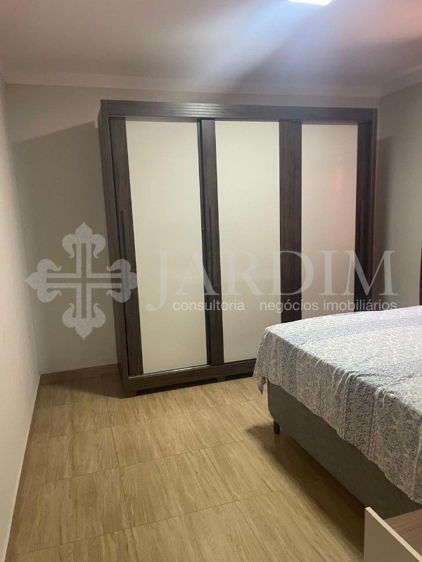 Casa à venda com 3 quartos, 250m² - Foto 13