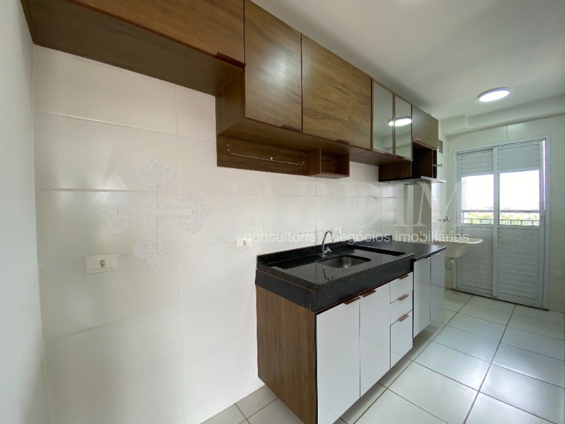 Apartamento à venda com 2 quartos, 61m² - Foto 12