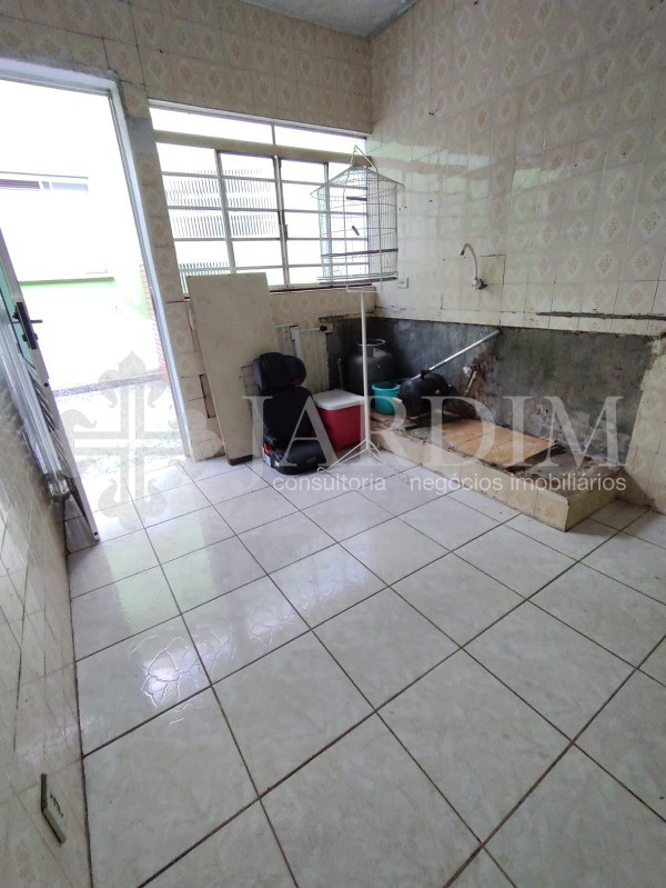 Casa à venda com 3 quartos, 200m² - Foto 22