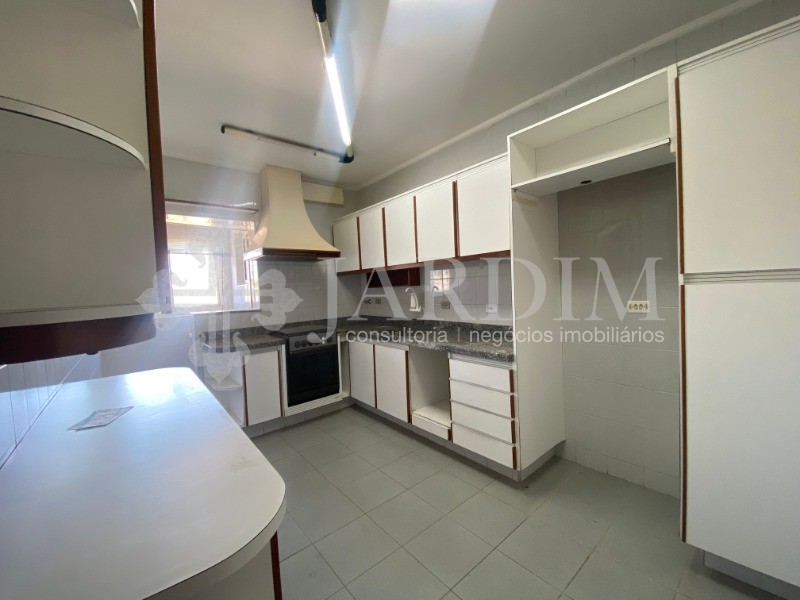 Apartamento à venda com 3 quartos, 84m² - Foto 27