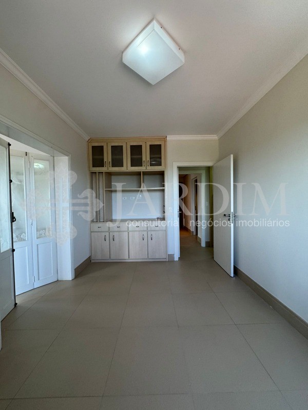 Apartamento à venda e aluguel com 3 quartos, 196m² - Foto 17