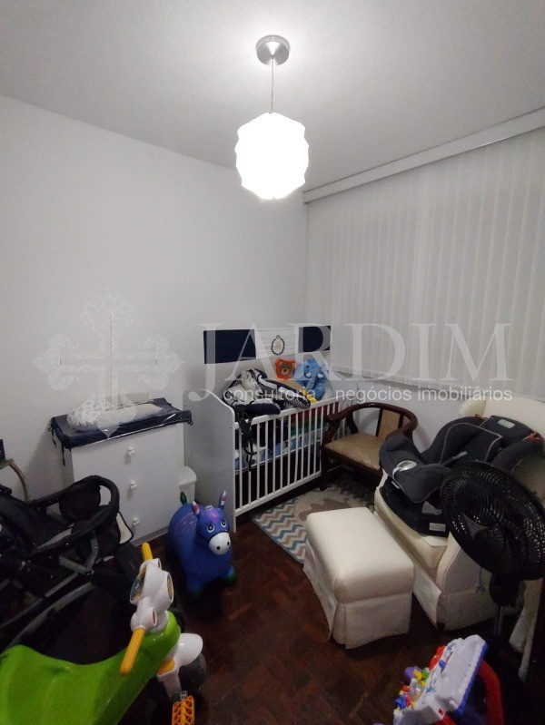 Casa à venda com 3 quartos, 200m² - Foto 9