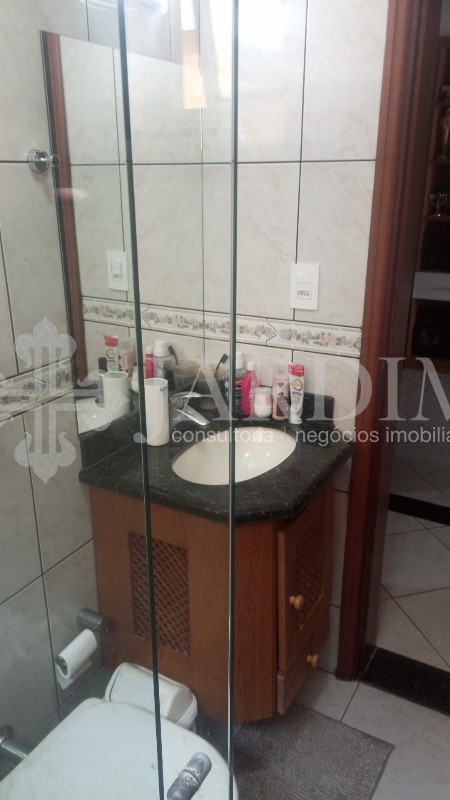 Apartamento para alugar com 2 quartos, 98m² - Foto 23