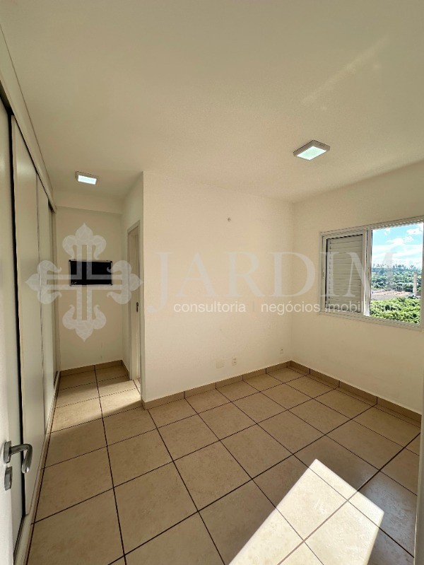 Apartamento à venda com 2 quartos, 75m² - Foto 17