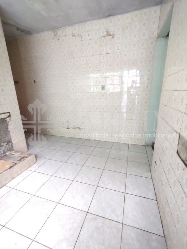 Casa à venda com 3 quartos, 200m² - Foto 28