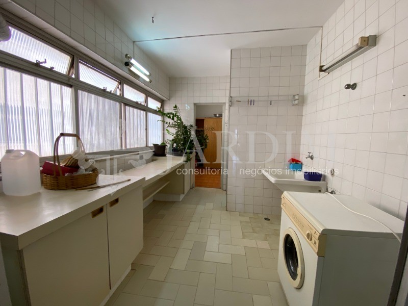 Apartamento à venda com 3 quartos, 196m² - Foto 18