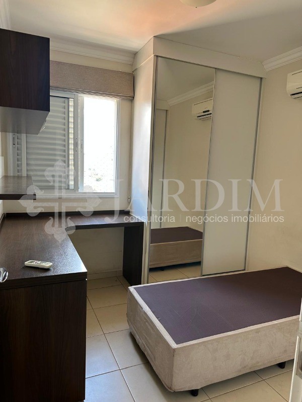 Apartamento para alugar com 2 quartos, 72m² - Foto 19